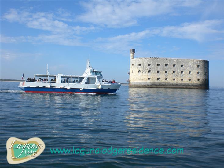 Boottoch naar Fort Boyard 