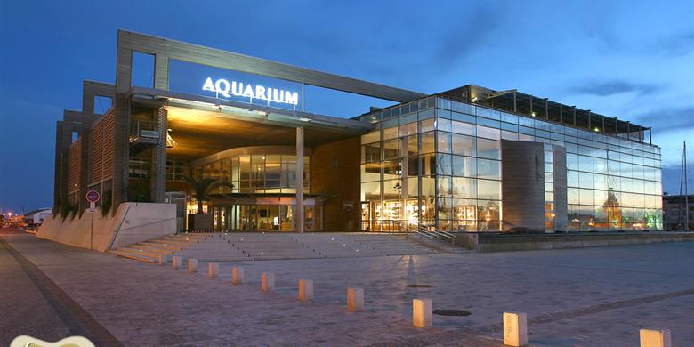 Facade Aquarium La Rochelle dichtbij Laguna Lodge Résidence