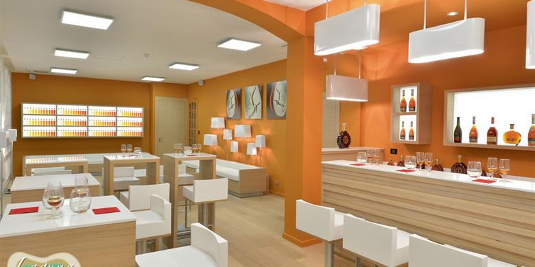 Proeverij Maision Remy Martin dichtbij Laguna Lodge Résidence aan de Atlantische kust van Frankrijk