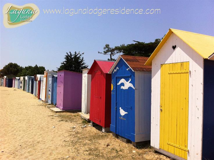 Caban op het strand, Île d'Oléron, Frankrijk, in de buurt van Laguna Lodge